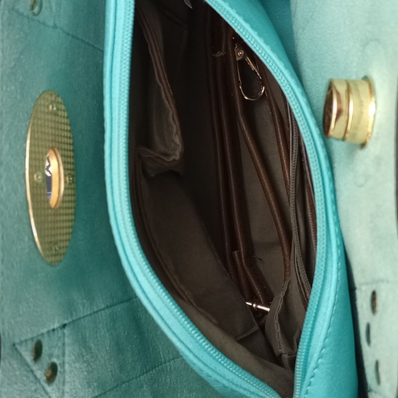 Stylish Turn-Lock Studded 3 in 1 Tote Bag, removable inner crossbody & sm wallet - Picture 5 of 8